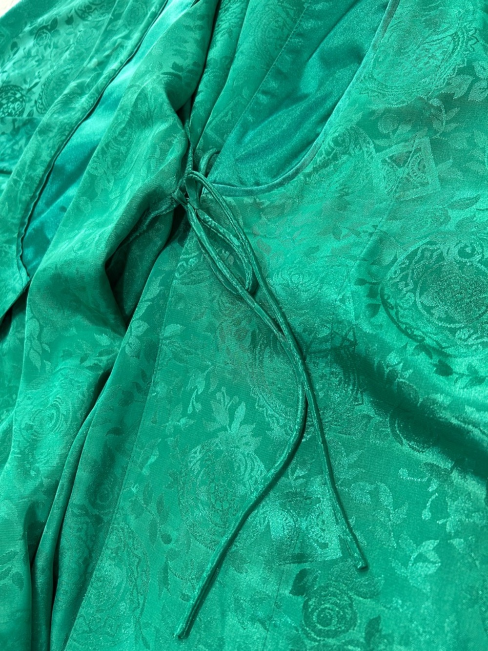 Victoria Secret Kimono Robe - Picture 4 of 6